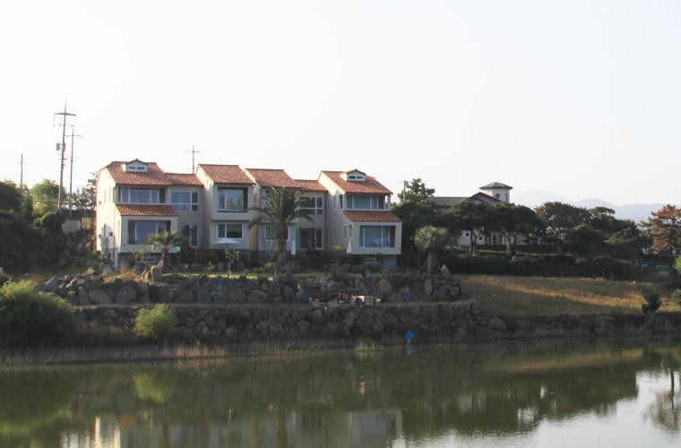 Jeju Lake Pension Exterior foto